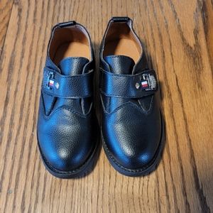 Kids dress shoes. Black, size 10 little kids.